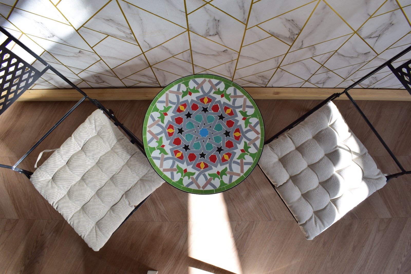 Sahara Glow Table - Image 4